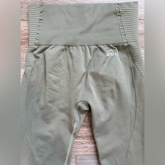 AYBL Balance V2 Seamless Contour / Hi- Rise‎ Leggings Size XS Color Olive - Picture 5 of 7